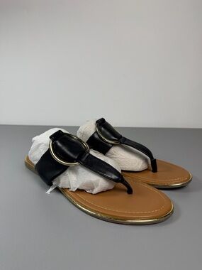 Liz Claiborne Women’s Camillo Flat Gold-Tone Ring Sandals Size 11